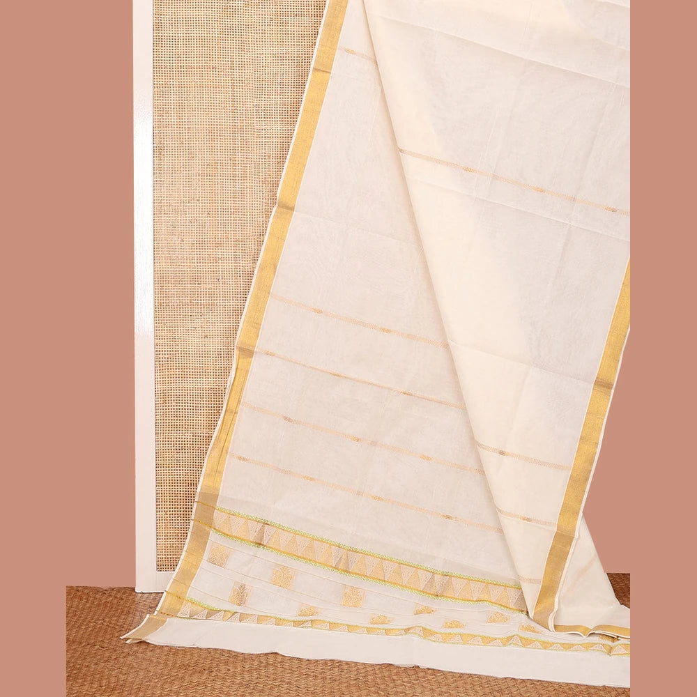 Pothys Cream Kerala Saree, Decked Up with Zari Stripes on Its Body, Subtly Sparkled Bavanji Border, Pallu Zari Woven with Temple and Paisley Designs, and Paired with a Matching Blouse